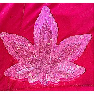 Weed Leaf Epoxy Ashtray